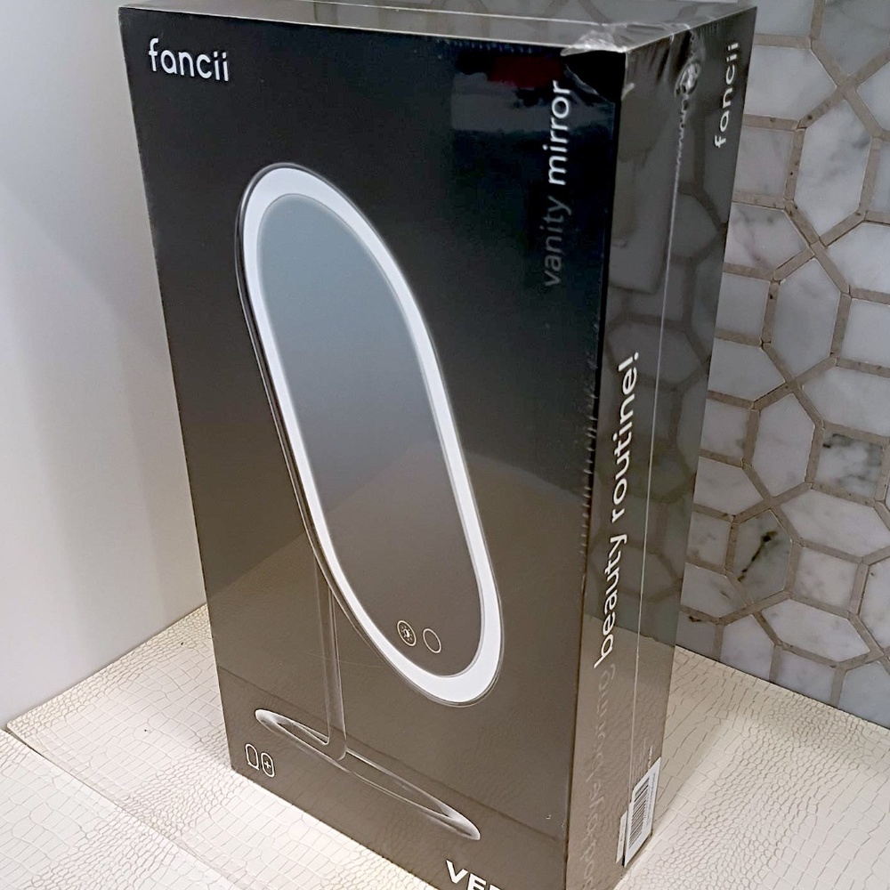 New Factory Sealed Vera Lighted Vanity Mirror (Black) NIB Box - Picture 4 of 12
